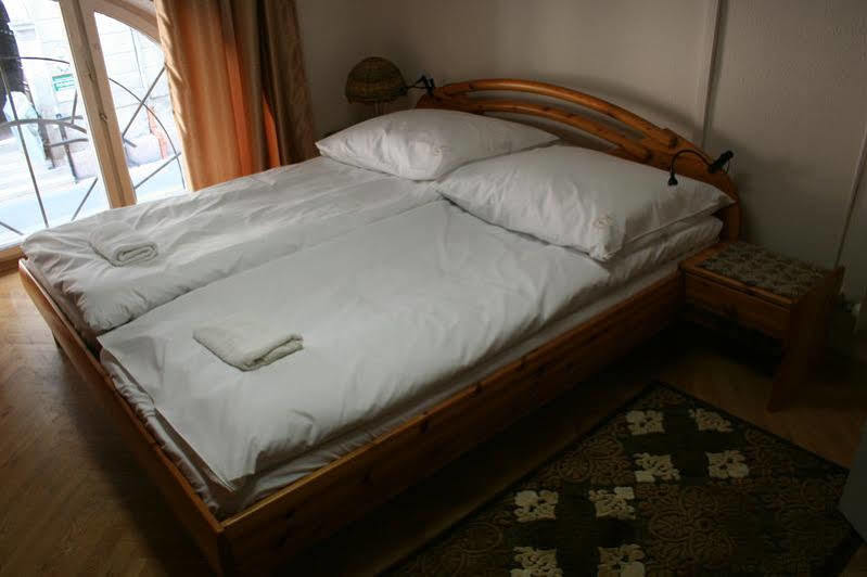 Walking Bed Budapest Downtown Hostel Екстериор снимка